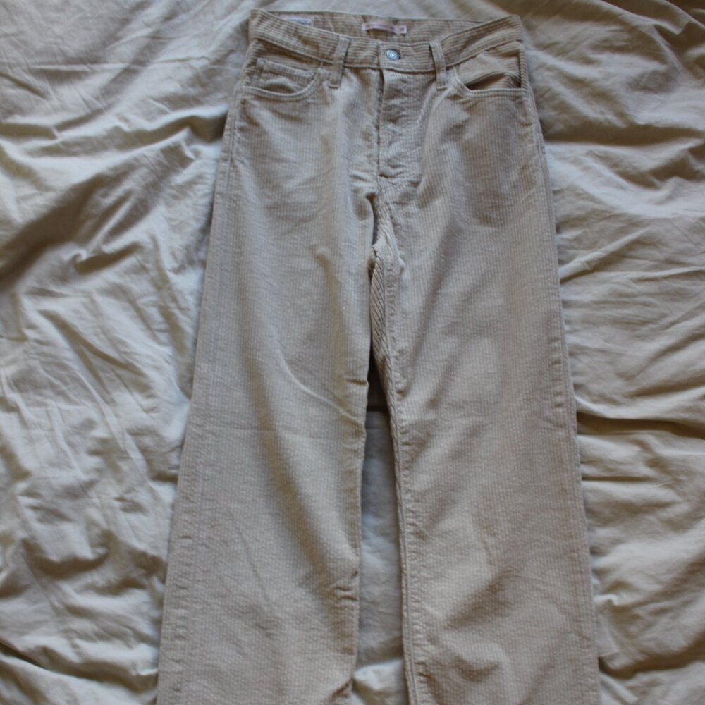 Levis Ribcage Straight Ankle Cream Corduroy Pants